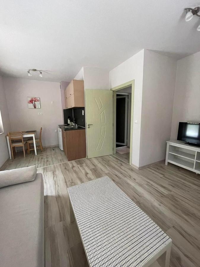 Къща За Гости “Недев” Tsarevo Exterior photo